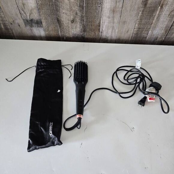 Amika Polished Perfection Straightening Brush - Picture 1 of 3